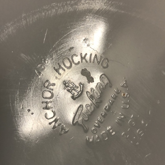 One 2 qt Anchor Hocking Fire-King Number 438 Green Meadow Oven Proof Milk Glass - Picture 7 of 8